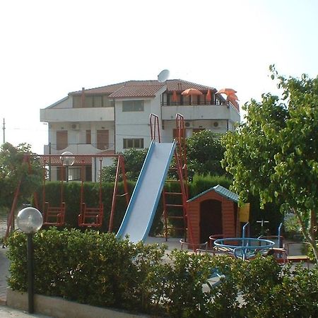 Hotel Il Vulcano Tropea Exterior foto