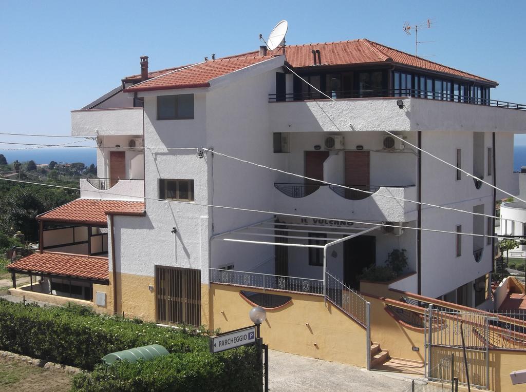 Hotel Il Vulcano Tropea Exterior foto